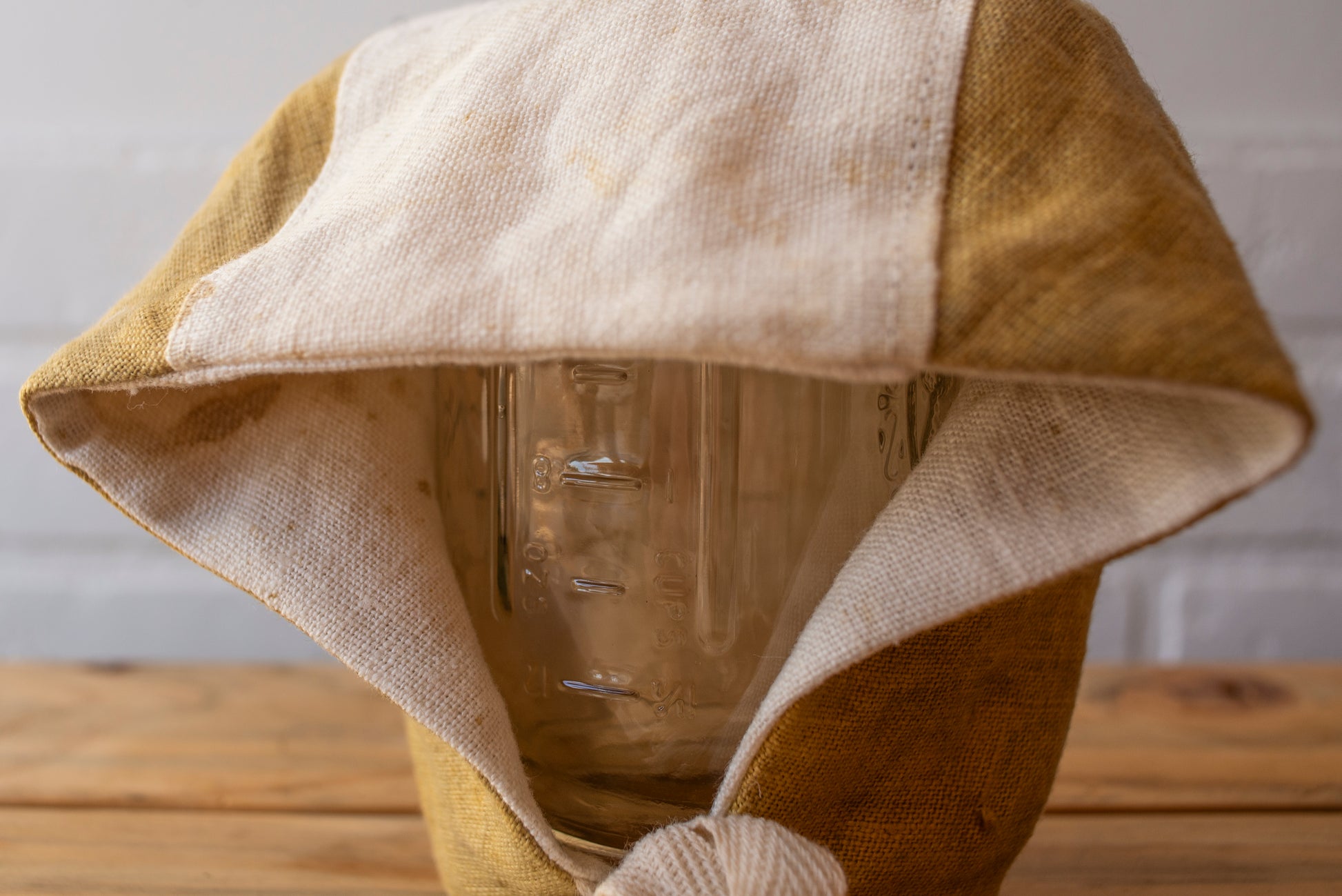 Bonnet (one-of): III