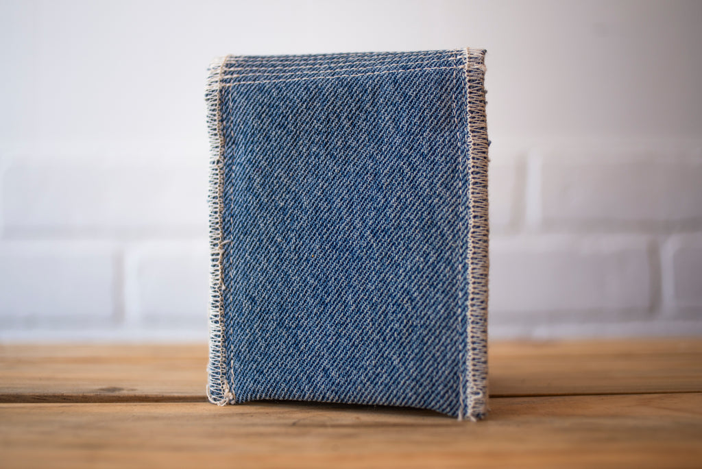 Wallet (one-of): I
